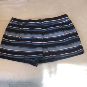 J Crew Women’s Striped Shorts in Shades of Blue & White, Like New, Size 6.